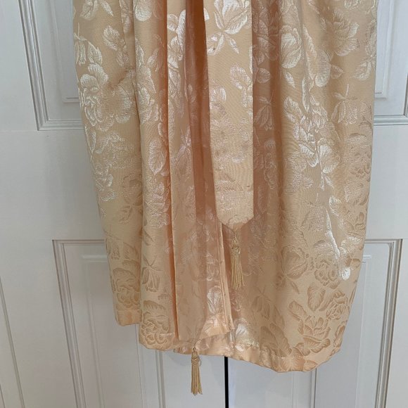 Victoria's Secret Luxurious Gold Label Robe - Picture 6 of 8